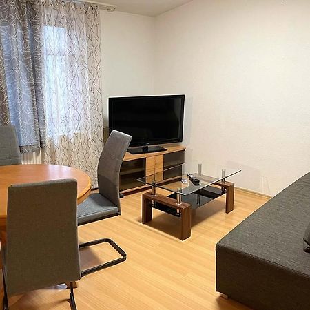 City Apartment With Wifi Near Jena Kahla  Екстериор снимка