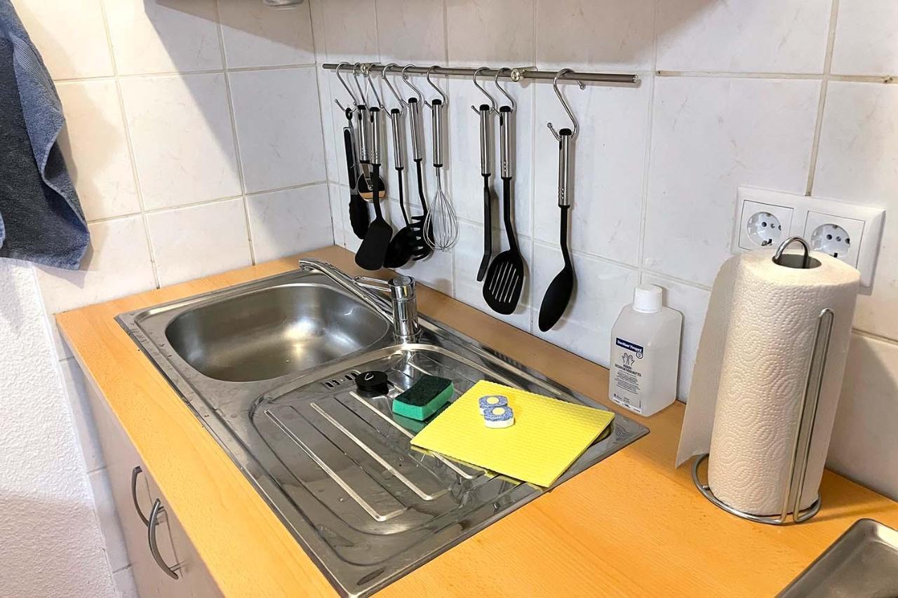 City Apartment With Wifi Near Jena Kahla  Екстериор снимка